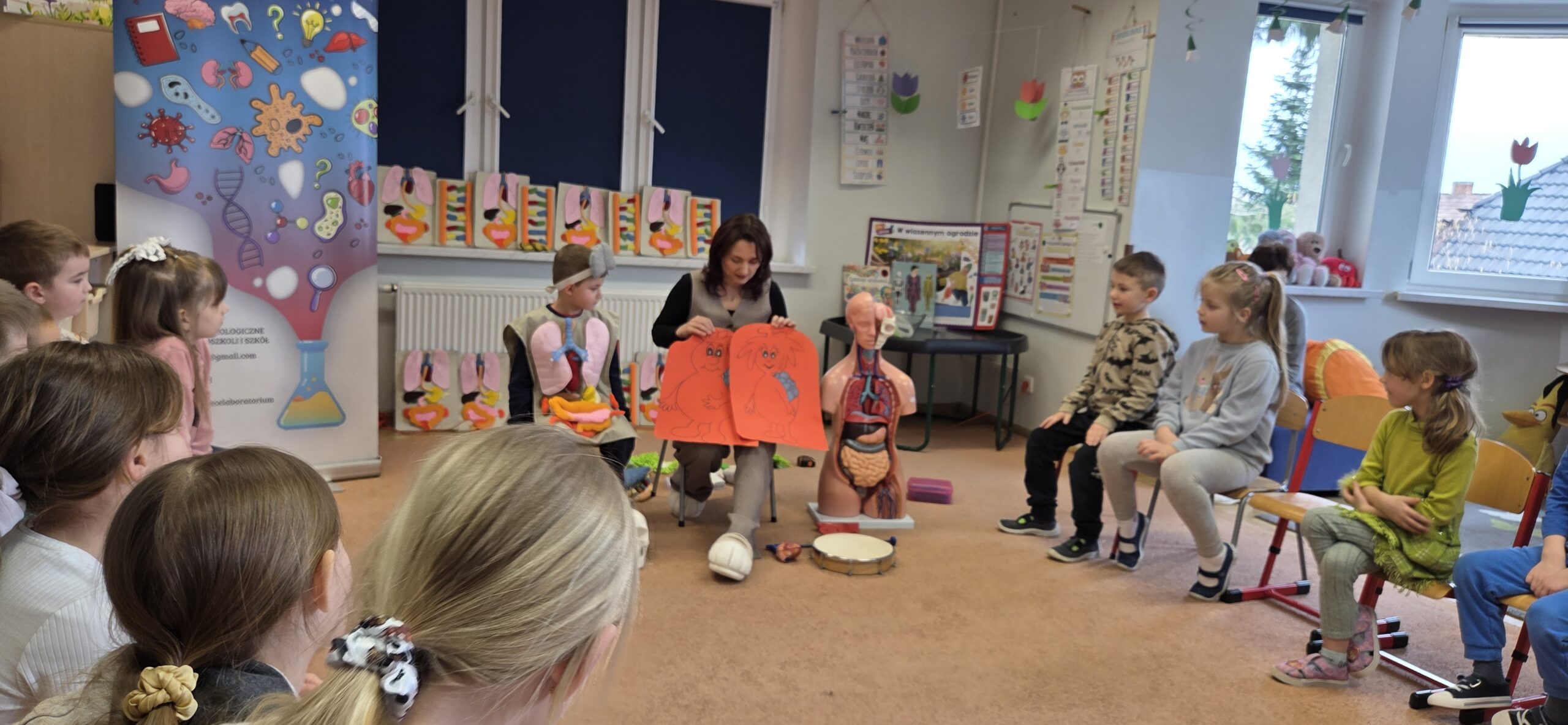 Warsztaty „Brzuszek, serce i płuca” w przedszkolu w Starych Siołkowicach