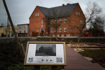 Spacerem przez Stare Siołkowice ze smartfonem w roli przewodnika