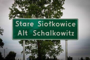 Już witają dwujęzyczne tablice miejscowości
