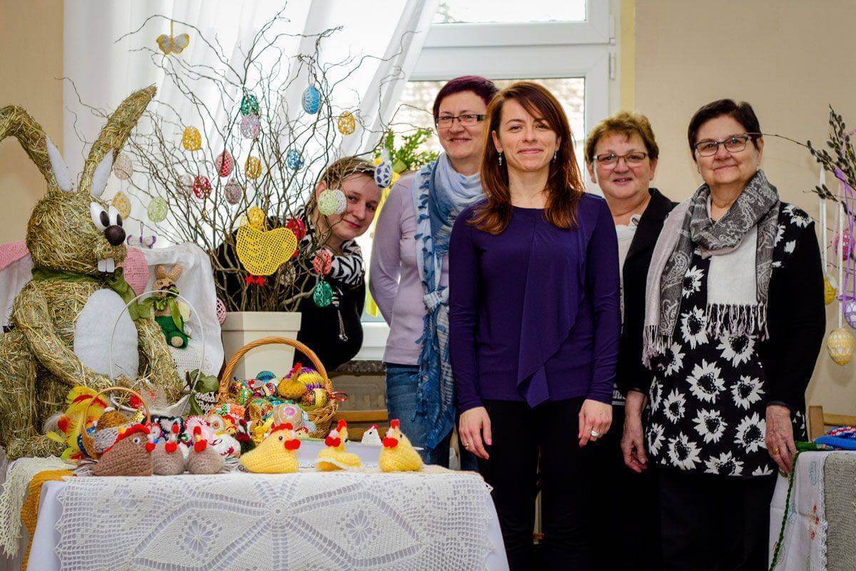 Tradycyjna babka wielkanocna wykonana przez p. Irenę zdobyła I miejsce w konkursie „Baby na Stoły”