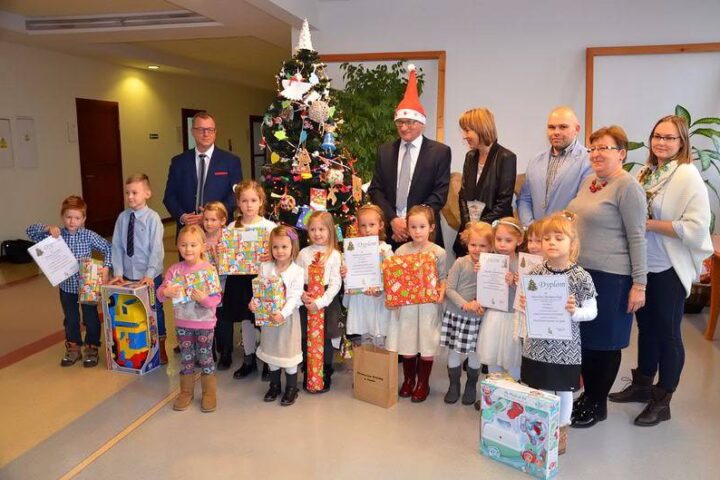 Konkurs plastyczny “Choinkowa Ozdoba” rozstrzygnięty. I miejsce w kategorii grupa przedszkolna.