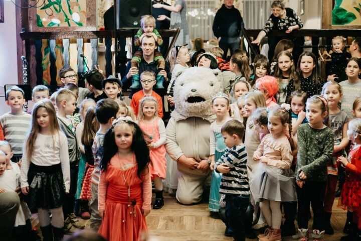 Było wesoło, kolorowo i karnawałowo! Zabawa Niedźwiedziowa!