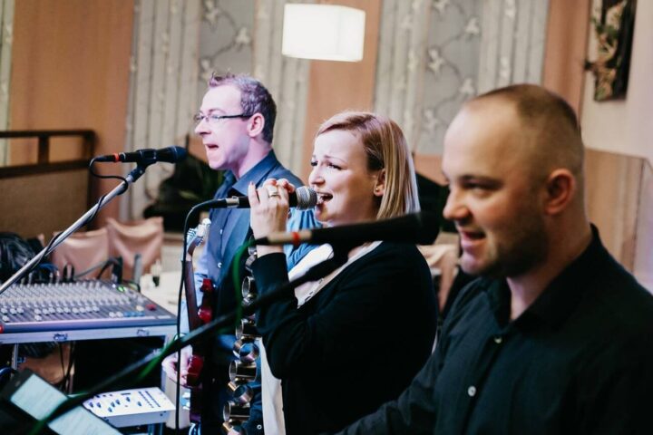Jubileuszowa Zabawa Niedźwiedziowa 2018r. Oprawa muzyczna zespół “NEW STARS”