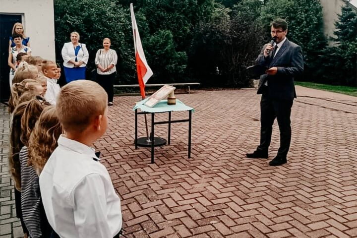 W siołkowickiej podstawówce odbyło się uroczyste rozpoczęcie nowego