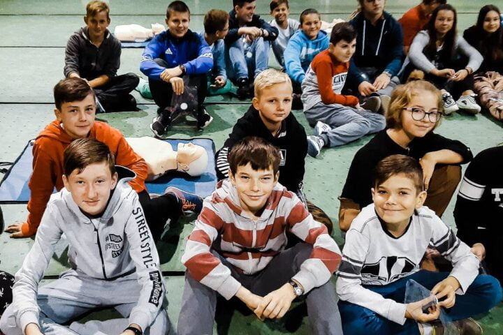 Bicie rekordu w udzielaniu pierwszej pomocy - Stare Siołkowice