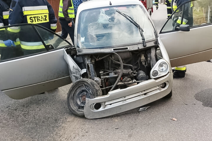 Wypadek samochodowy na ul. Warszawskiej w Starych Siołkowicach