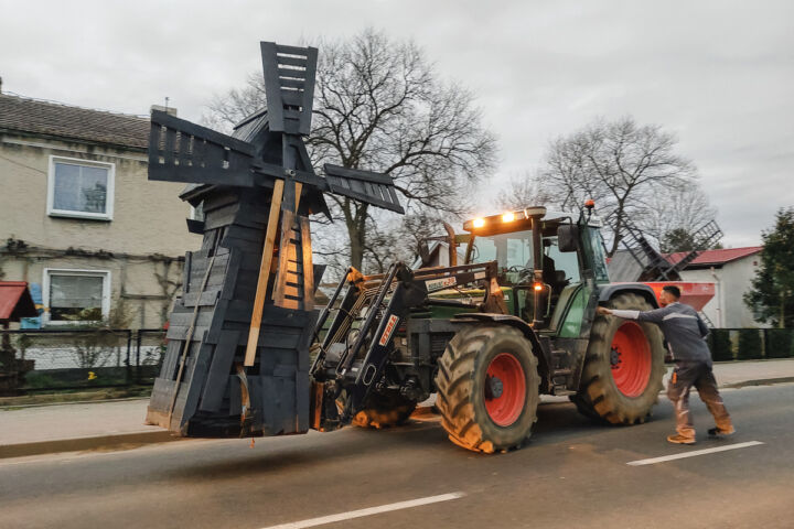 Mamy więc 2 na 800 - drugi wiatrak ustawiony na Klapacz!