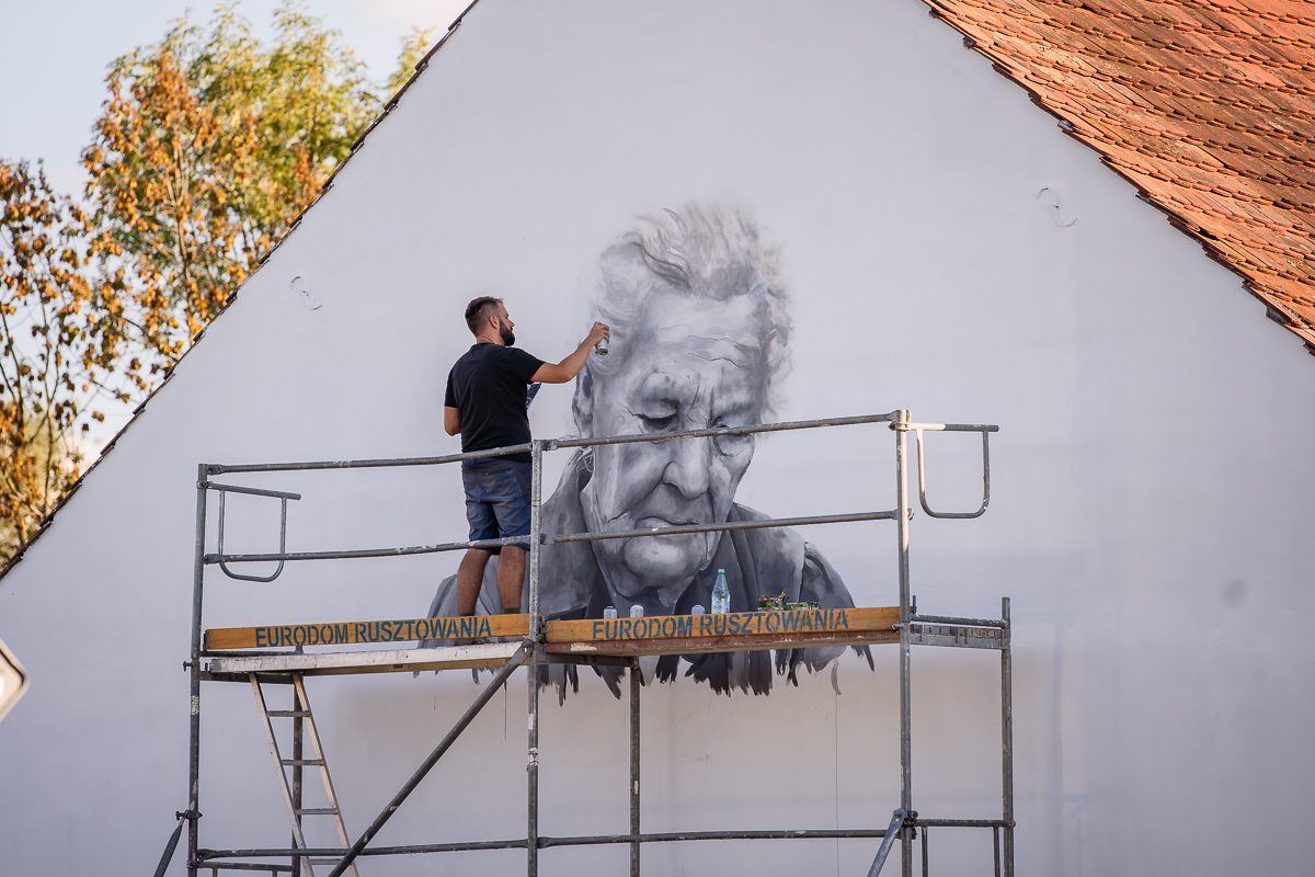 Murale w Starych Siołkowicach