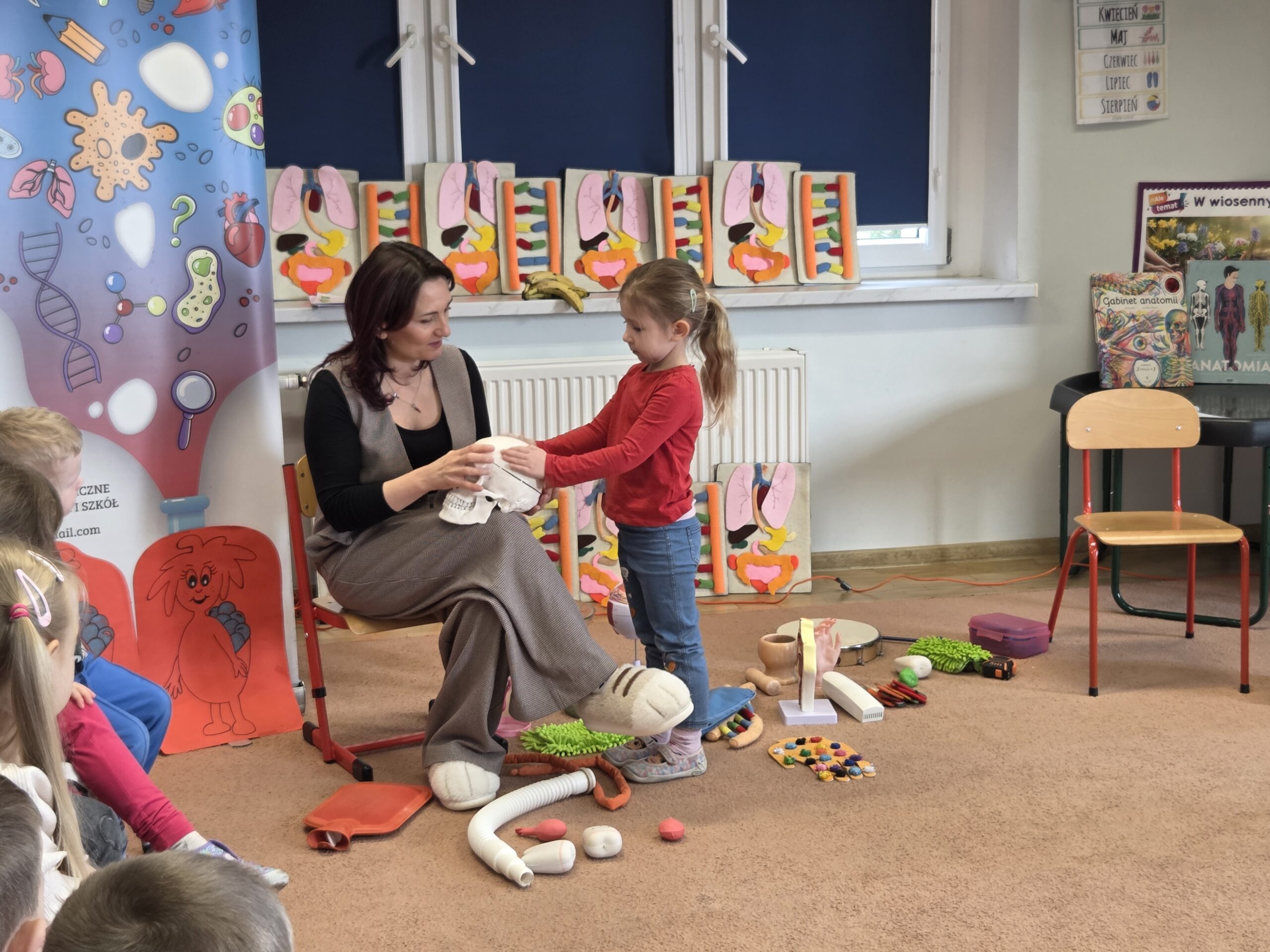 Warsztaty „Brzuszek, serce i płuca” w przedszkolu w Starych Siołkowicach